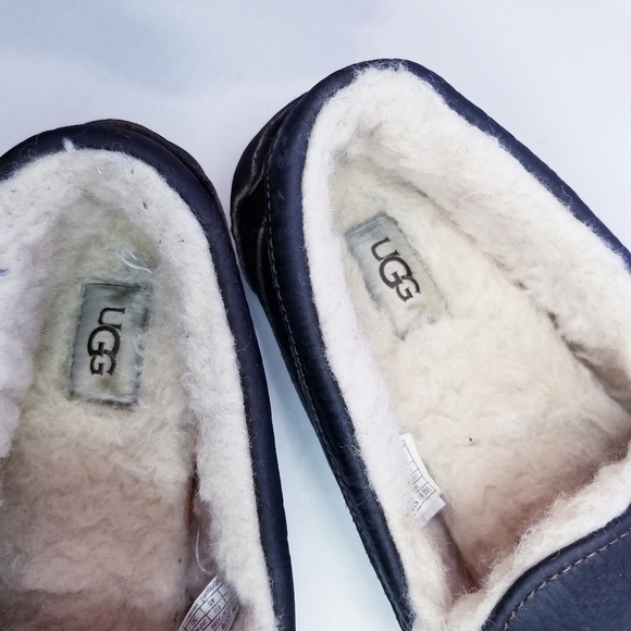 UGG |‎ Mens Sherpa Lined Slippers size 12, Brown main image 5